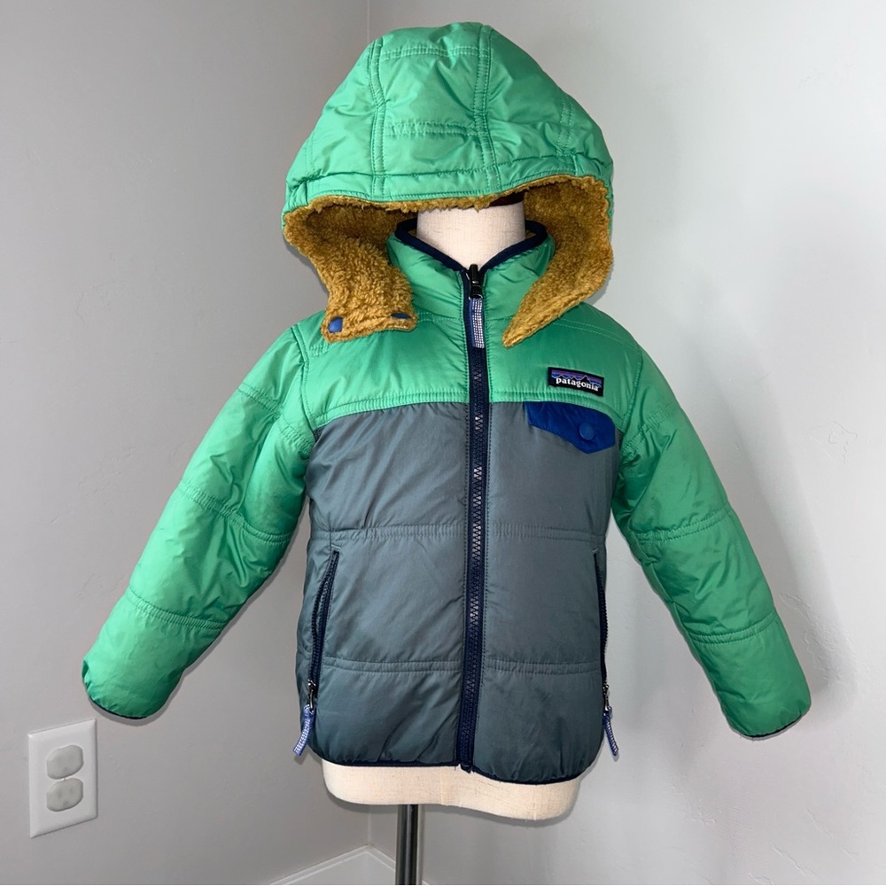 Patagonia Reversible Tribble’s Jacket. EUC! Size 3T